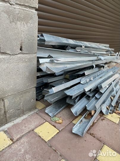 Потолочный профиль бу