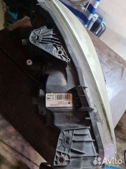 Левая фара Laguna 2 рестайлинг 05 - 07 Оригинал