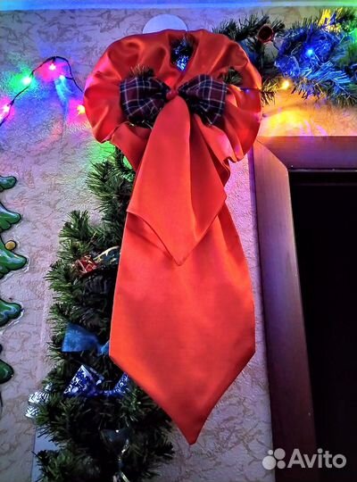 Новогоднее украшение на дверь