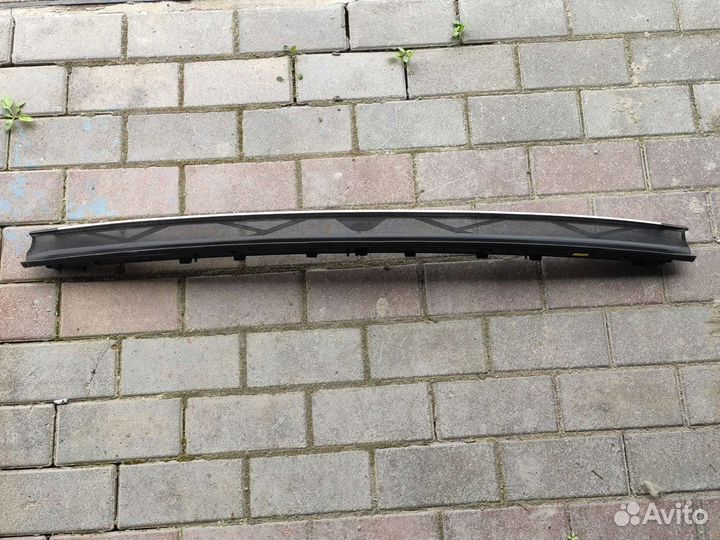 Обтекатель 1Q0877651K