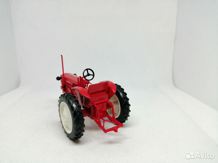 Модель Трёхколёсный трактор «Т-28Х»