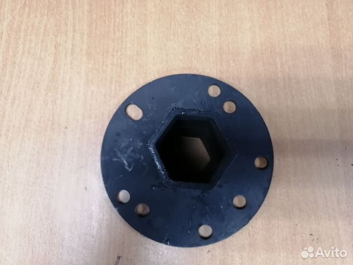 Ступица колеса (шестигранник S32, универсальная)