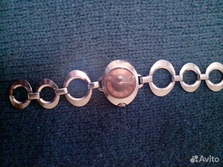 Часы наручные старые разные