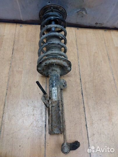 Стойка подвески передняя левая Opel Antara