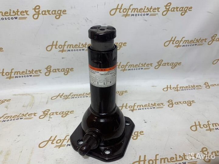 Домкрат Toyota Land Cruiser 200