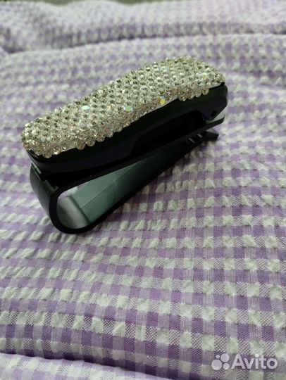 Держатель для очков в машину