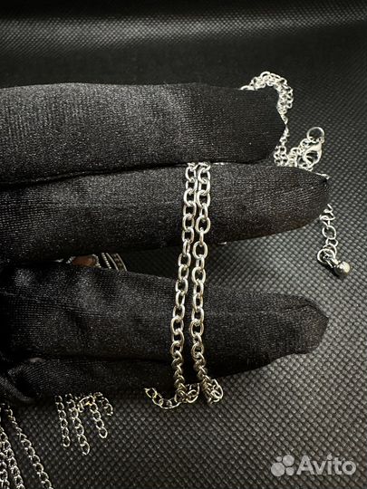 Кулок с цепочкой, цветные вставки в виде креста