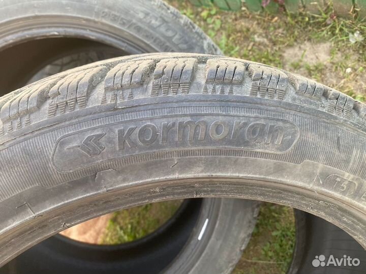 Kormoran SnowPro 235/45 R18 98V