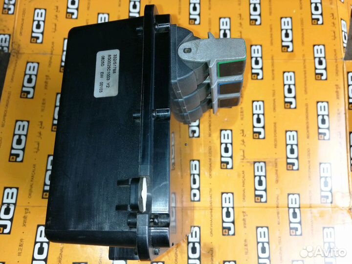 JCB fastrac 8250. Блок гидравлики 332/S1788