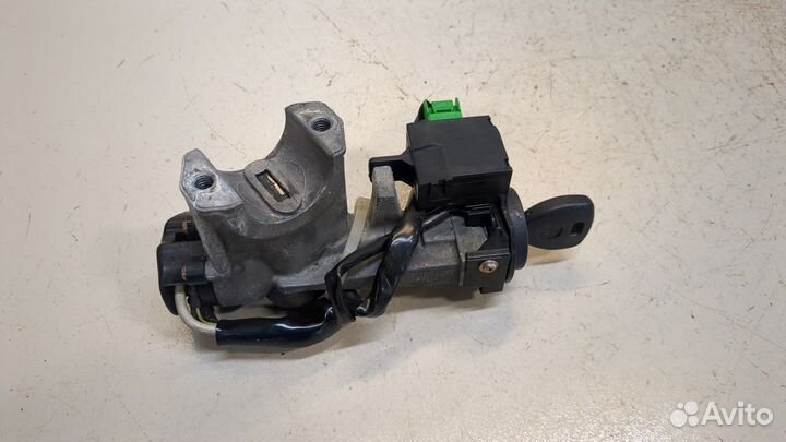 Замок зажигания Honda HRV, 2002