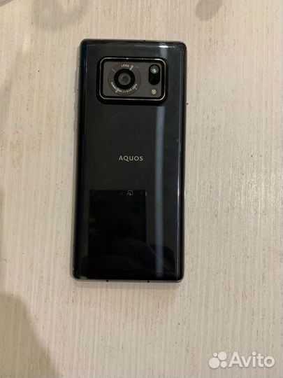 Sharp Aquos R6, 12/128 ГБ