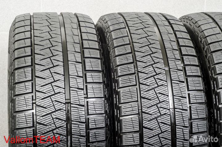 Pirelli Ice Asimmetrico Plus 245/50 R18 100Q