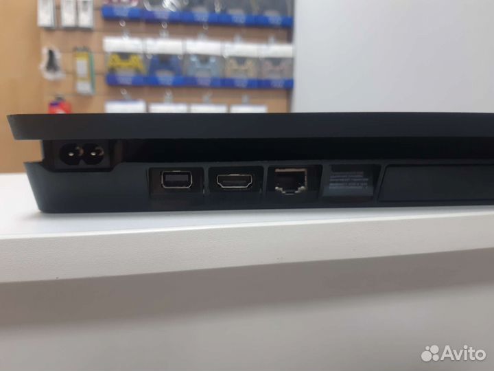 Sony PlayStation 4 Slim 500Gb + Ps Plus Deluxe