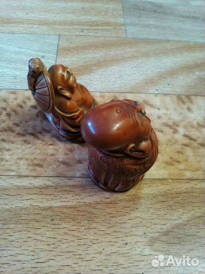 Фигурки нэцкэ