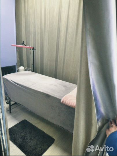 Место бровиста/ламимейкера