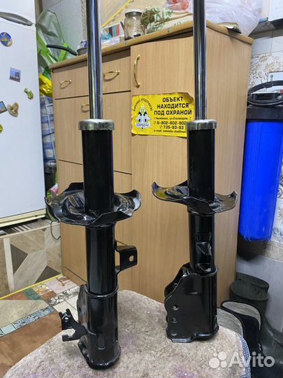 Амортизаторы передние