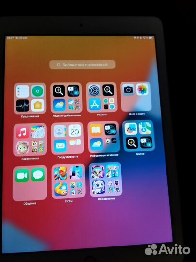 Продам iPad 5 2017 128gb