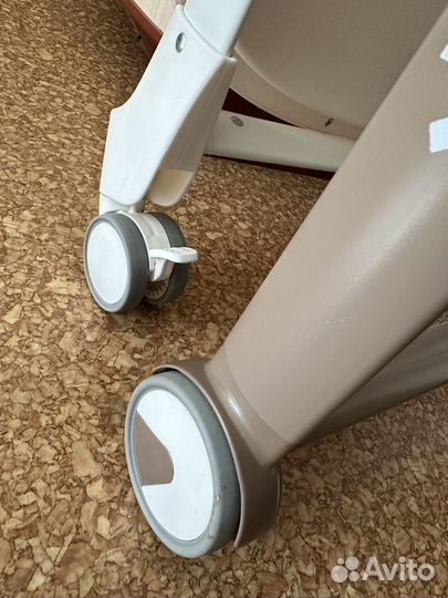 Стул для кормления Happy Baby до 25 кг