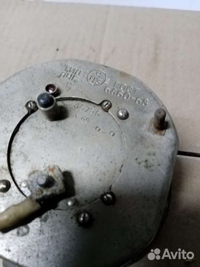 Часы автомобильные