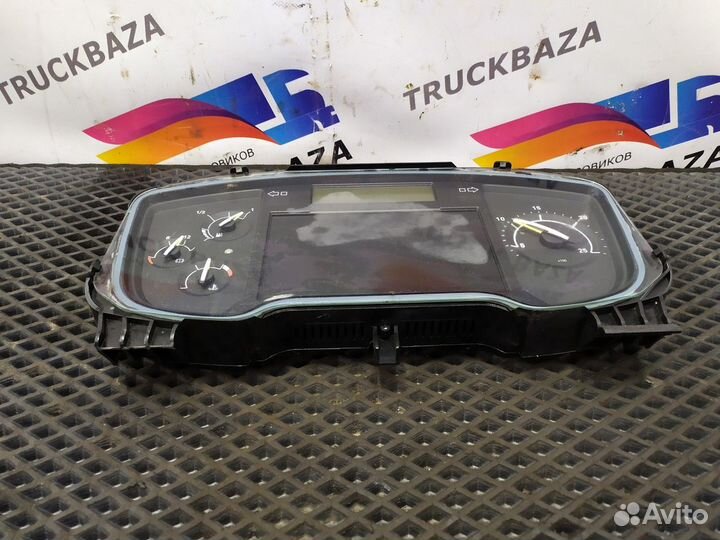 22166228 Приборная панель Renault T