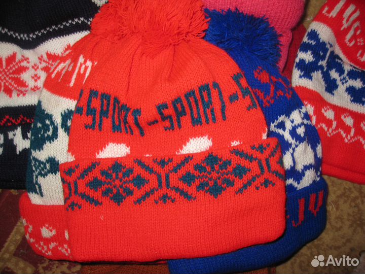 Шапки детские разноцетные нов