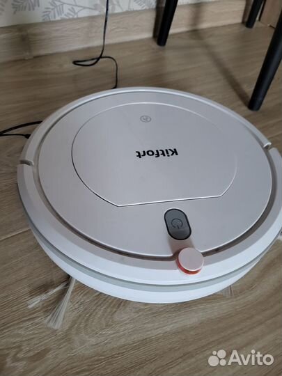 Робот пылесос Kitfort KT-531