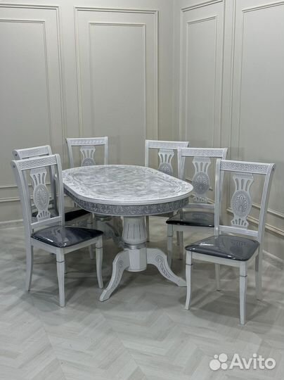 Комплект стол и стулья. В наличии