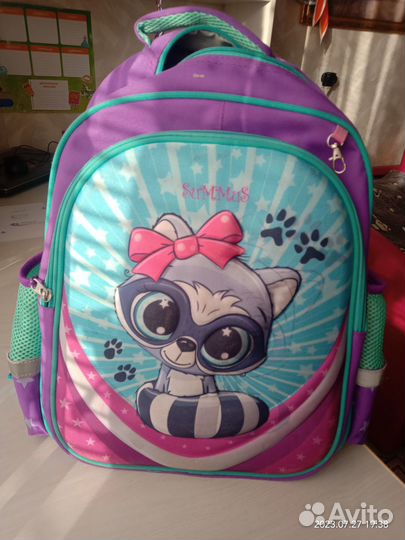 Школьный рюкзак