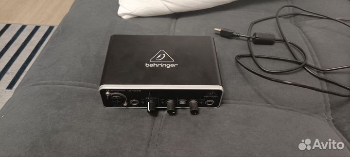 Behringer u phoria UMC22