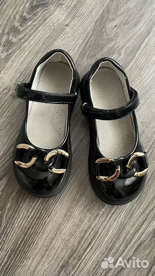 Туфли для девочки 29 размер черные в школу