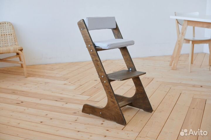 Растущий стул для ребенка