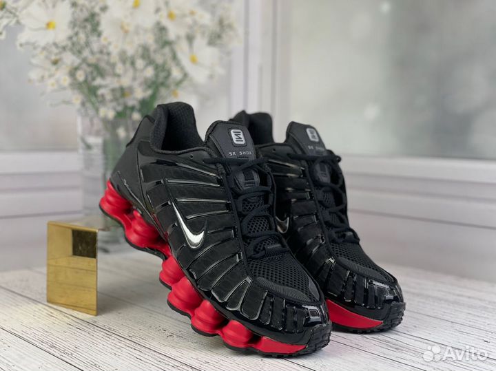 Кроссовки Nike shox