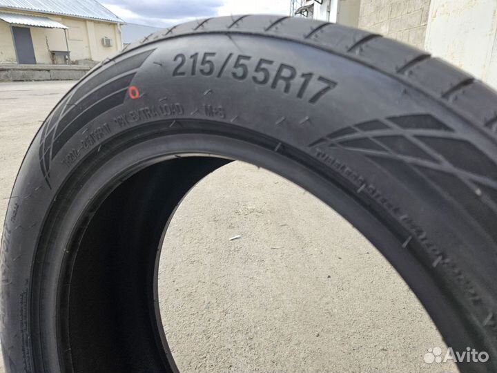 Triangle EffeXSport TH202 215/55 R17 98Y