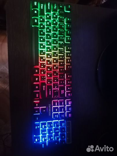 Игровая клавиатура с подсветкой