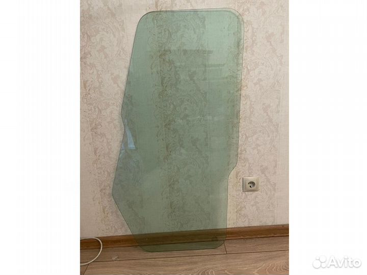 Стекло боковое левое верхнее Caterpillar