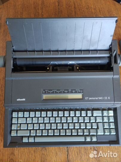 Печатная электронная машинка Olivetti ET 510-II