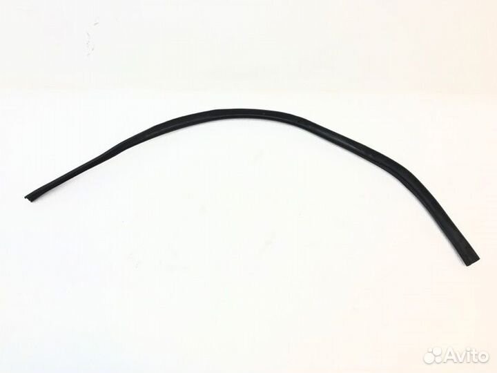 Уплотнитель капота передний Bmw 1-Series F20 1.6I