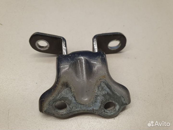 Петля двери задней правой верхняя Hyundai Solaris 2010-2017