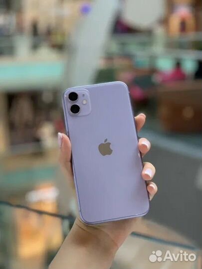 Телефон iPhone 11