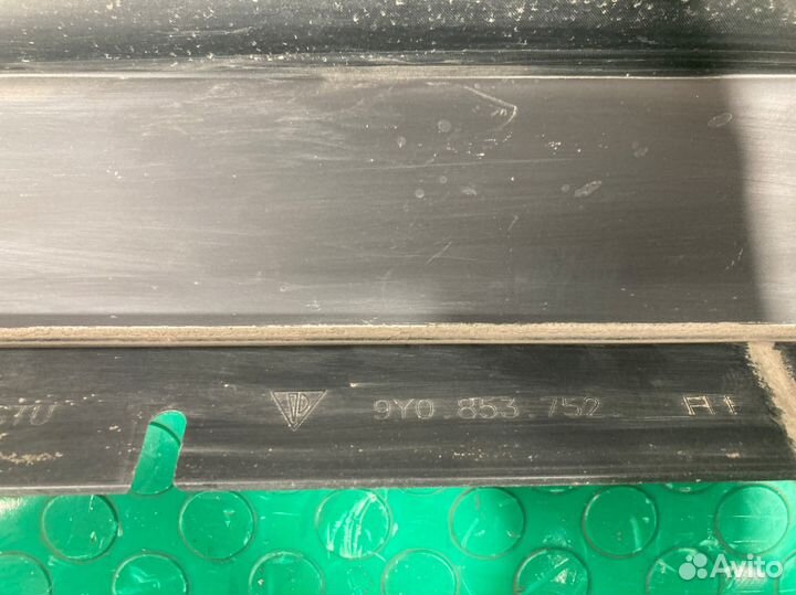 Накладка порога правая Porsche Cayenne 3