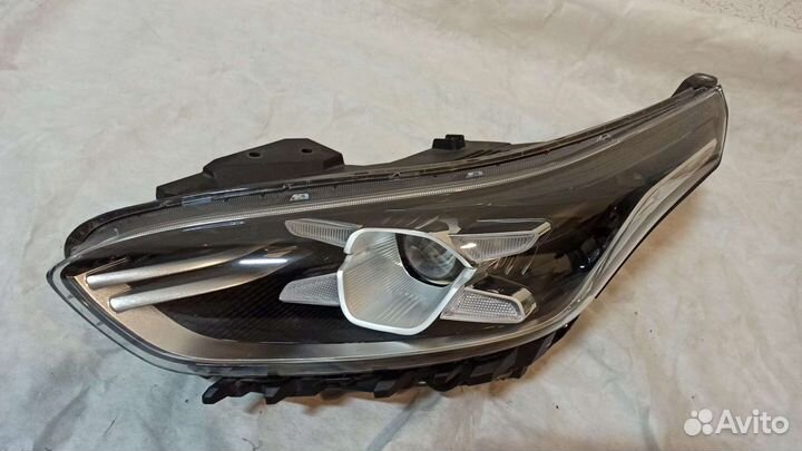 Фара левая Kia cerato 4 18-20г Led