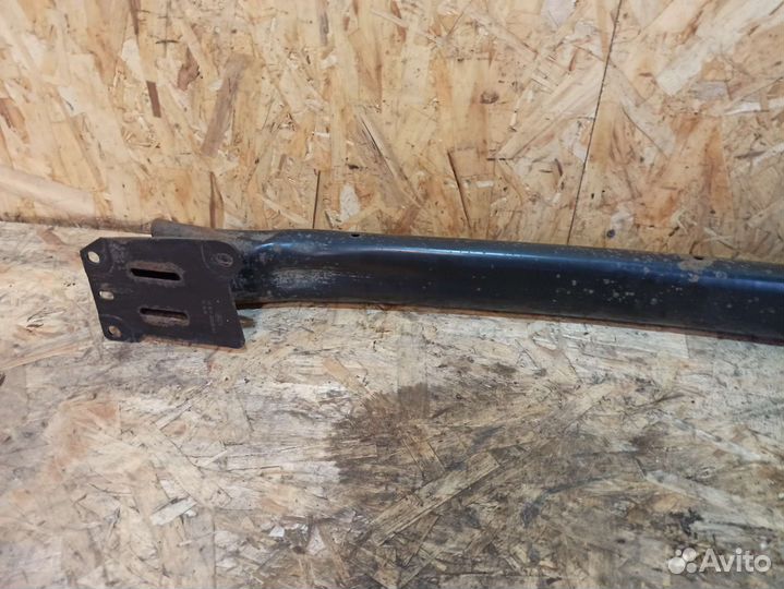 Усилитель заднего бампера Ford Focus 1 седан