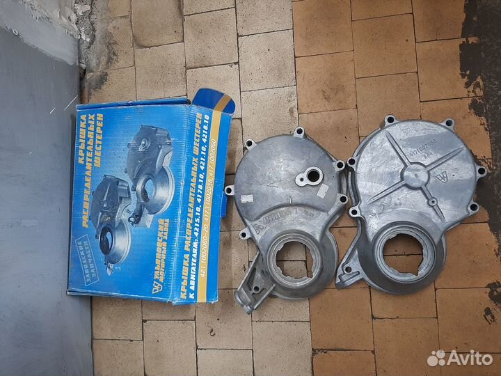 Крышка распределительных шестерен 4216,402