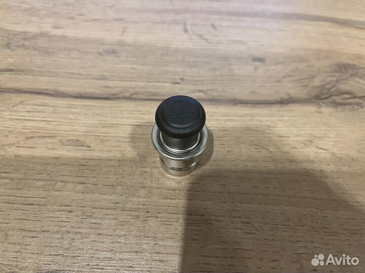 Пепельница Toyota с прикуривателем