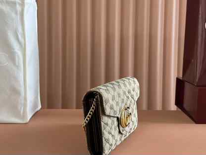 Сумка с ручками Gucci, Москва