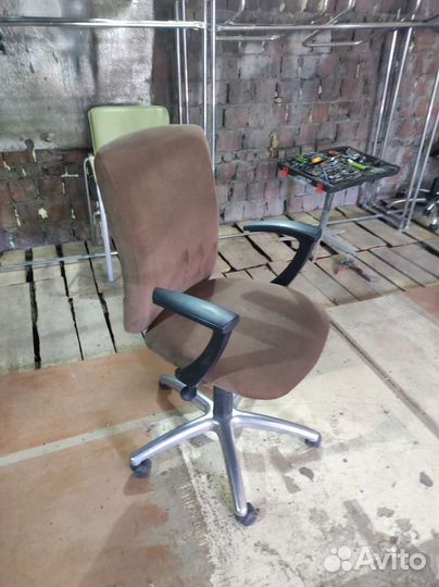 Компьютерное кресло руководителя
