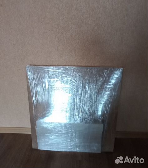 Придиванный столик IKEA