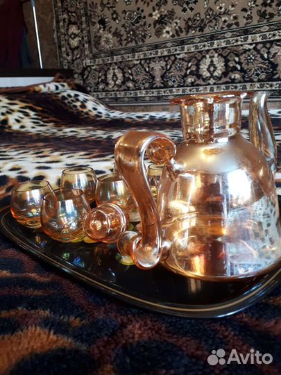 Изящный графин+ 6 стопок