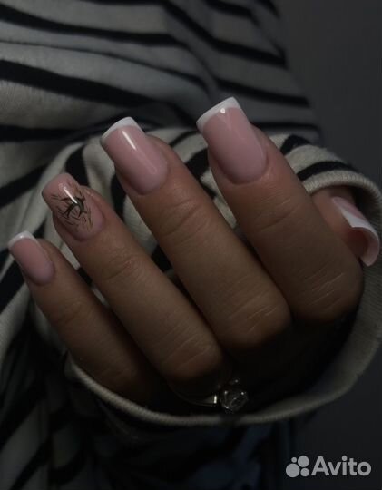 Маникюр в центре города