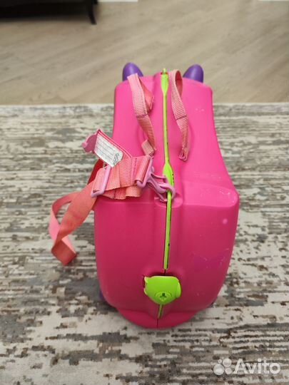 Чемодан на колесах детский trunki